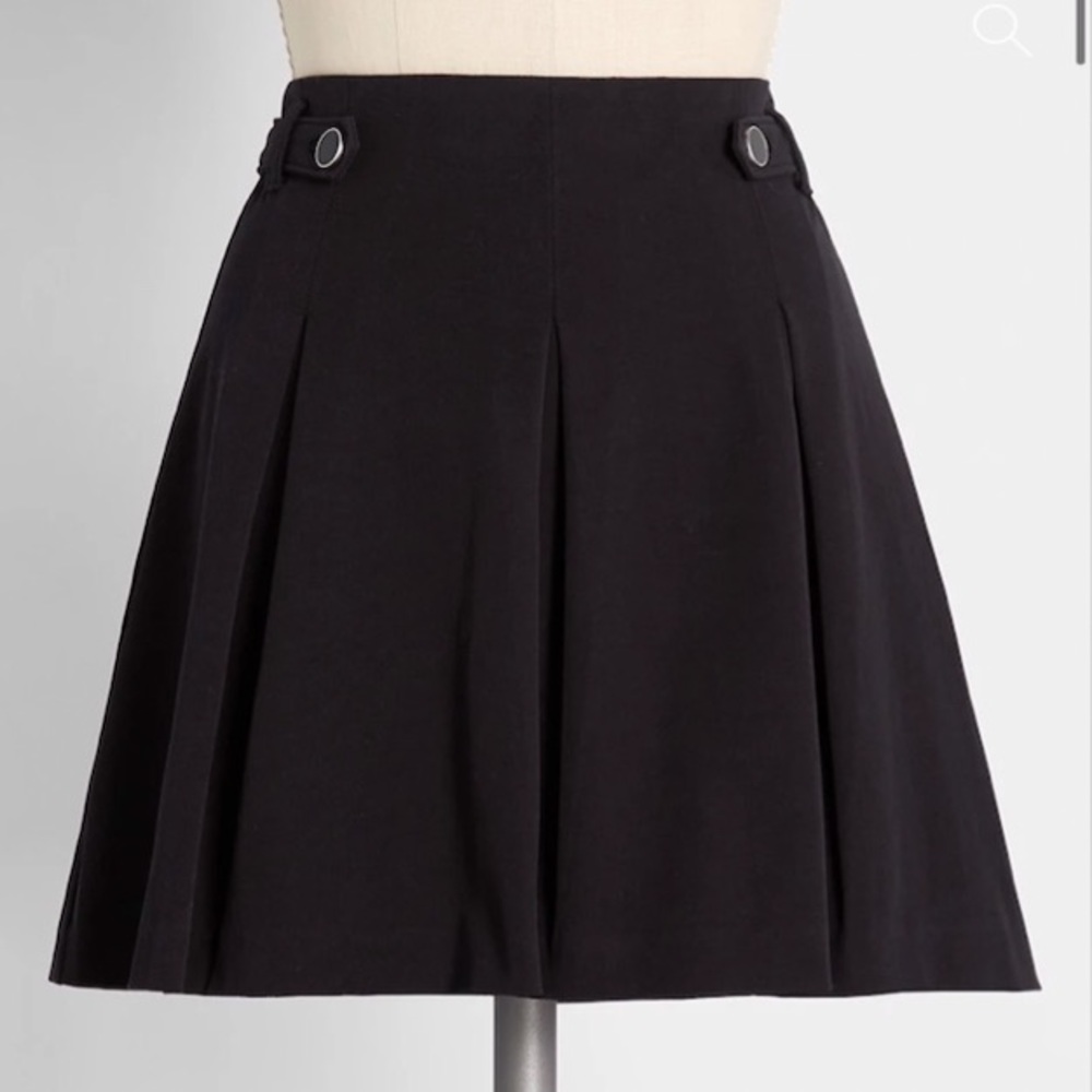 ModCloth Keep It Quant Mini Skirt, sz 6